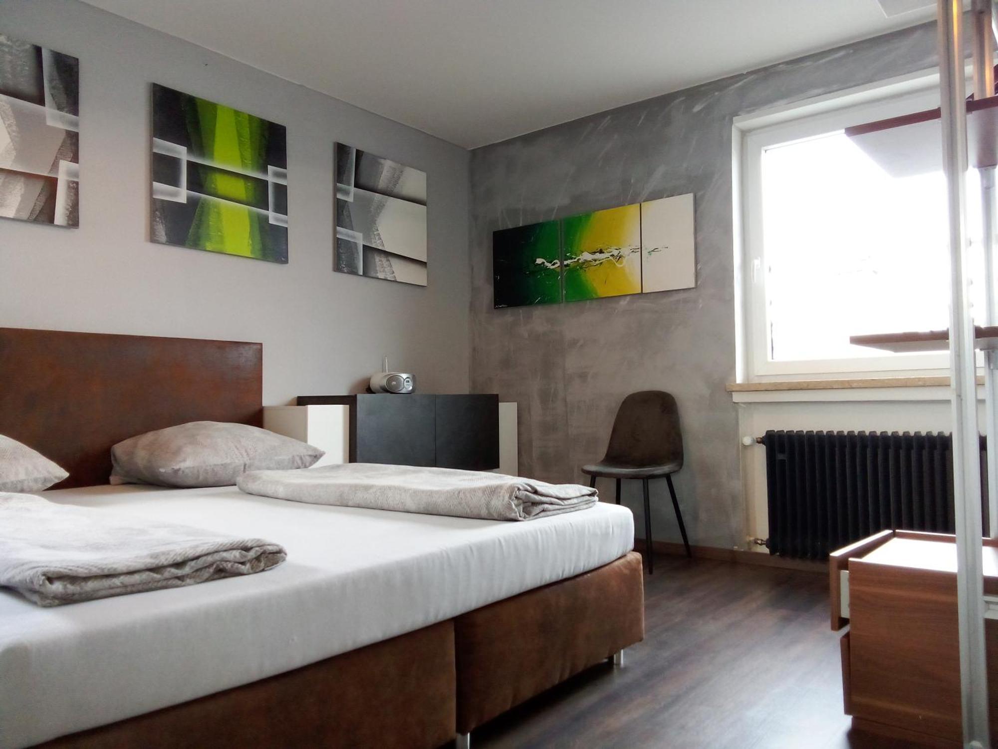 Apartments - Geraeumige 95 Qm Mit Balkon Аугсбург Екстериор снимка